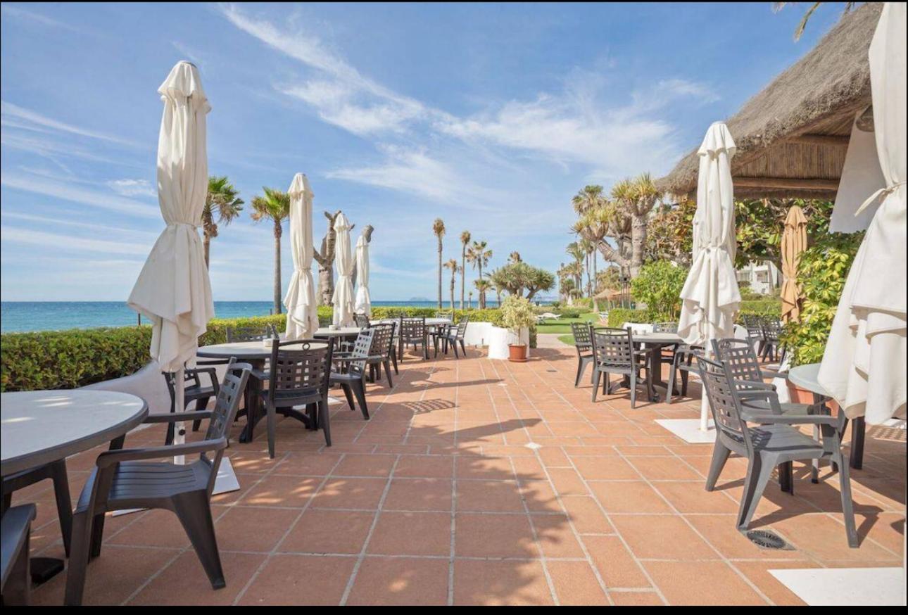 Alcazaba Beach Apartment Estepona Ngoại thất bức ảnh